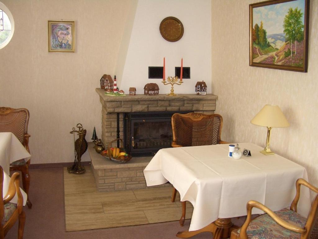 Hotel Ohrberg ฮาเมลน์ ภายนอก รูปภาพ