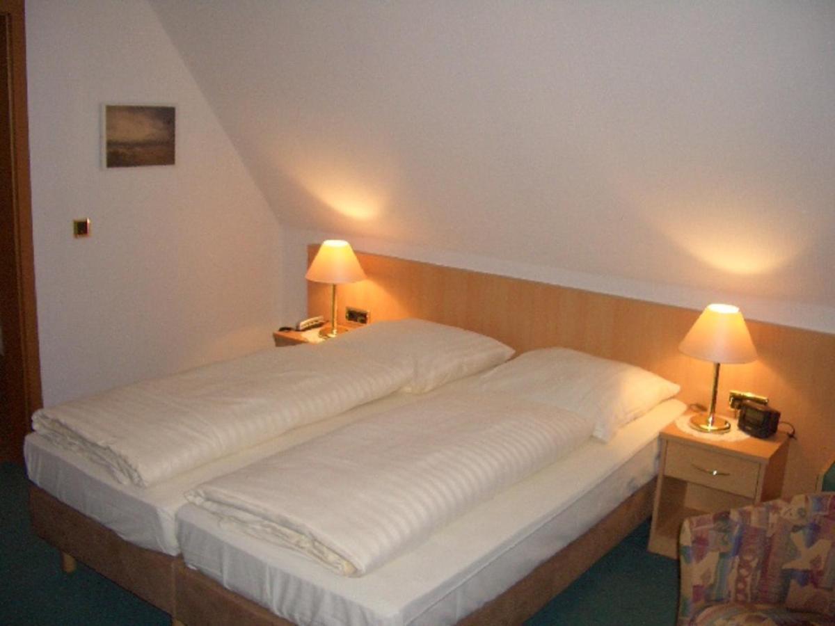 Hotel Ohrberg ฮาเมลน์ ภายนอก รูปภาพ